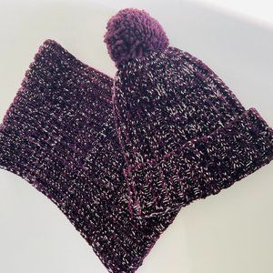 NORDSTROM'S  Pom Pom Beanie Hat & Infinity Scarf Set NWOT